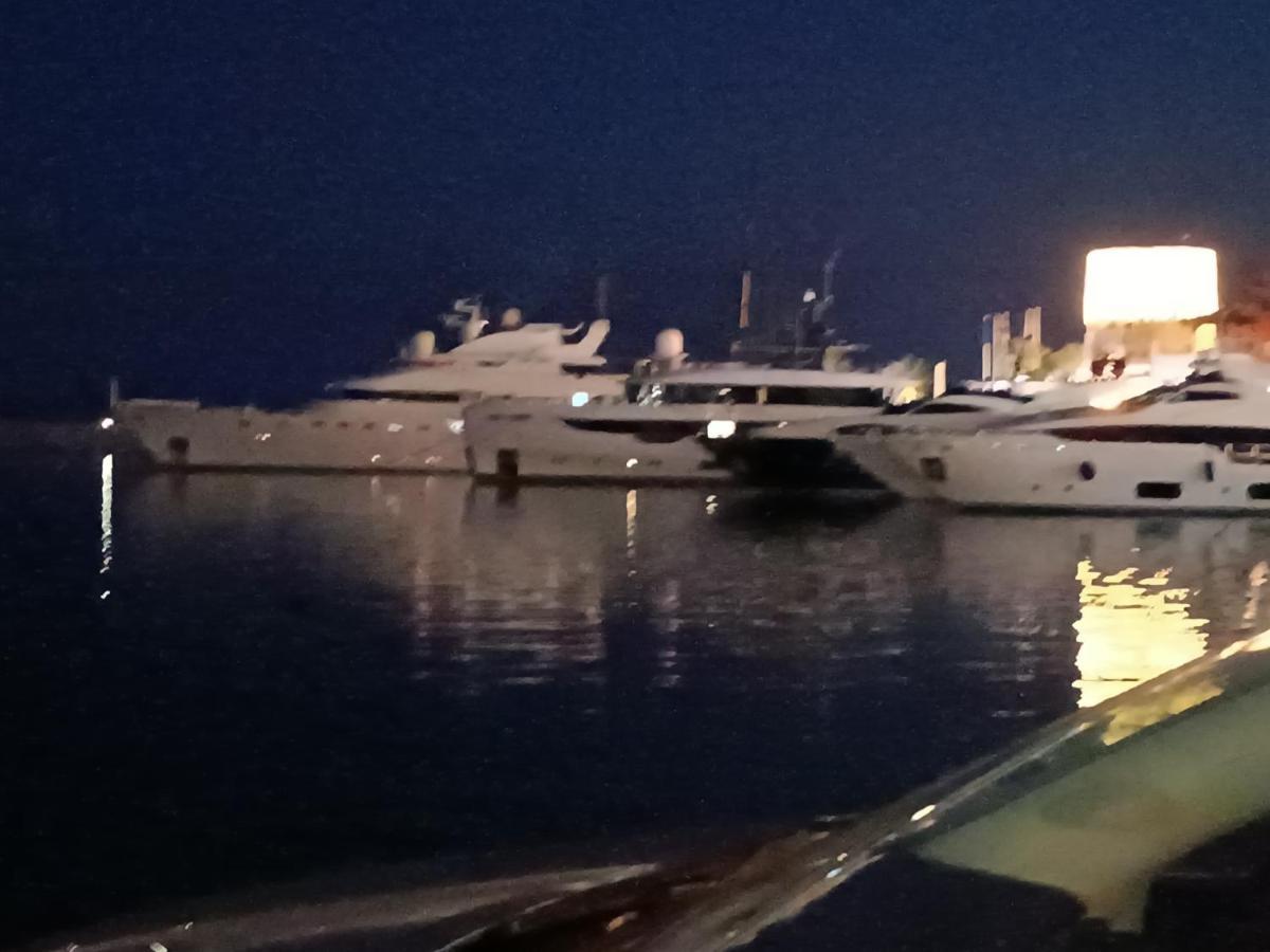 Apartamento En Puerto Banus 马尔韦利亚 外观 照片